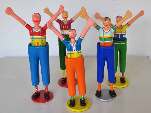 DIM BRINQUEDIM: Antônio Jader Pereira dos Santos, artista brincante brasileiro